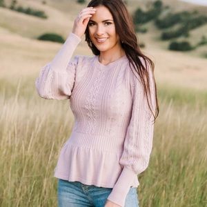 NWOT Rachel Parcell Peplum Sweater - Medium